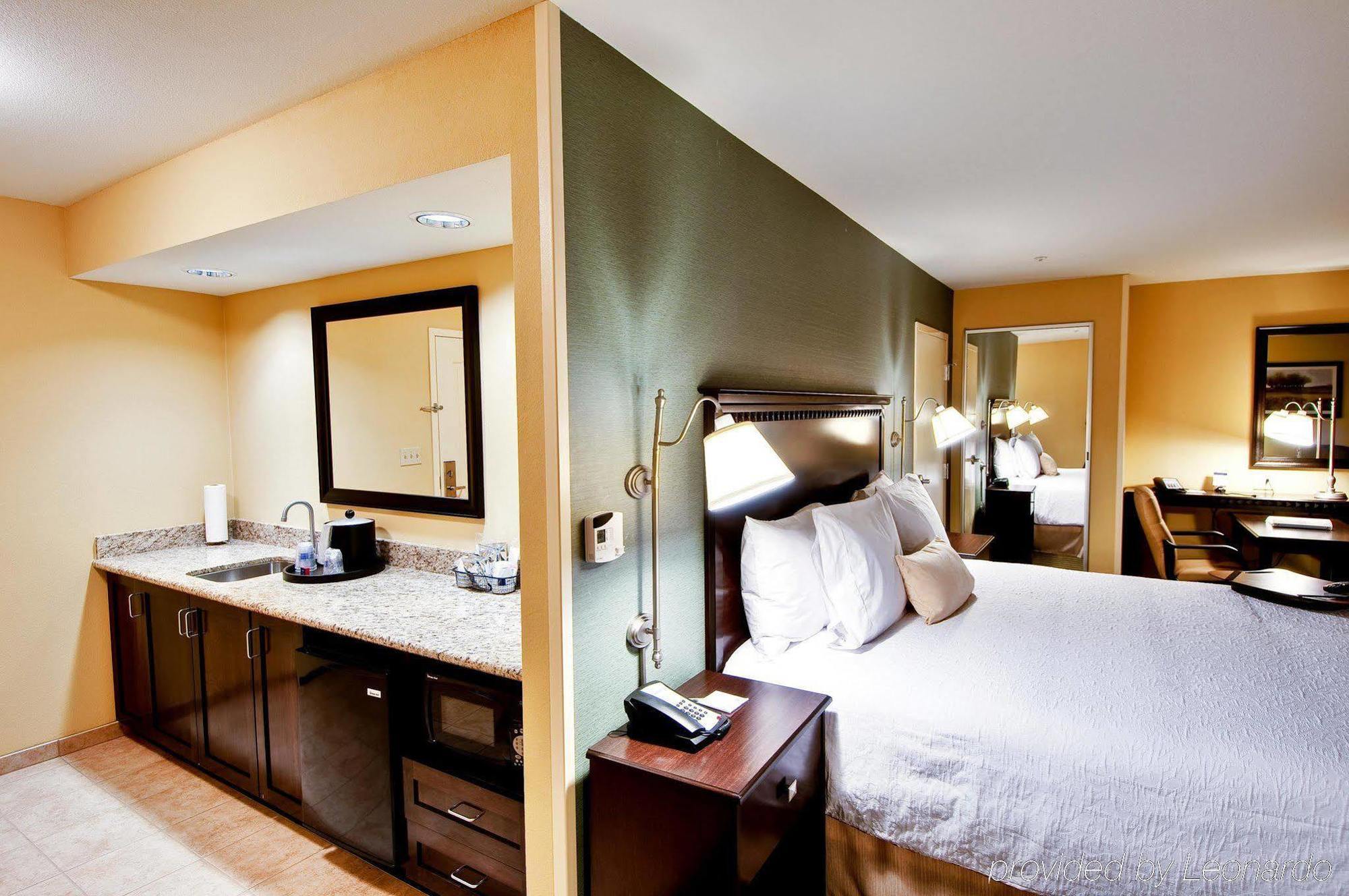 Hampton Inn & Suites Fort Belvoir Alexandria South Room photo